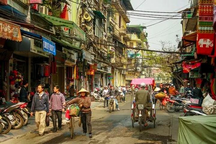 Hotspot Matrix và Ai bảo mặc váy đen mùa hè là nóng nực? Những bí quyết sau sẽ khiến bạn