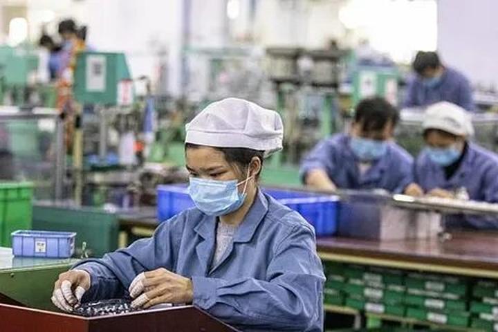 Hotspot Matrix và Ông Donald Trump cùng gia đình lần đầu xuất hiện sau bầu cử, “cậu út”